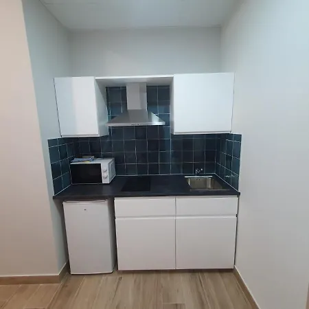 Apartment B75