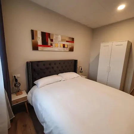 B75 Apartment *